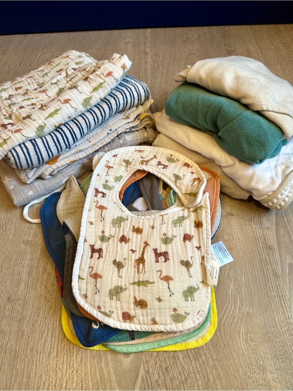 0+ Muslin Swaddle blankets, Cotton baby towels, cotton bibs - Multi-Color